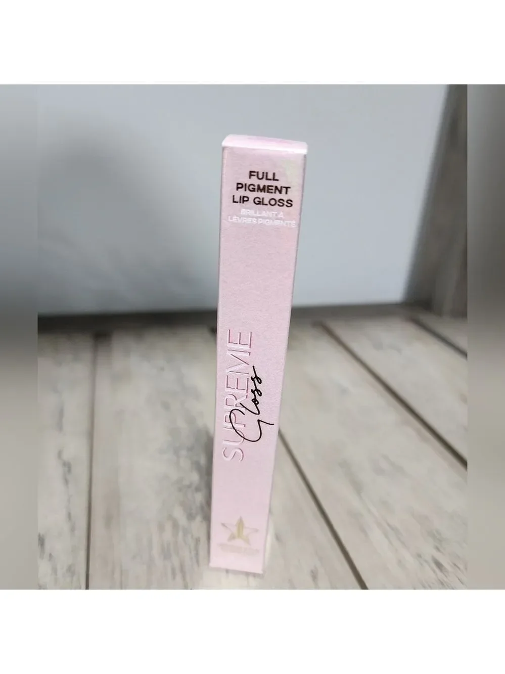 Jeffree Star Supreme Gloss in Shade Queen Supreme - New In Box